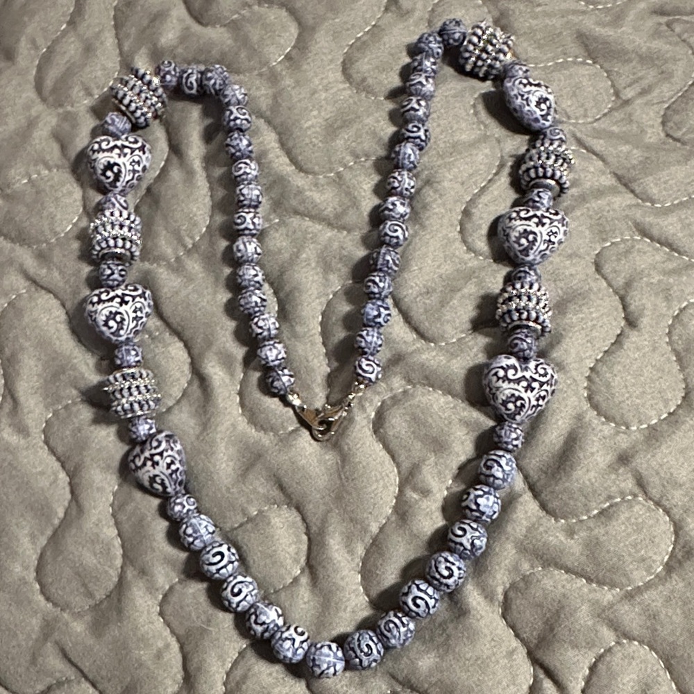 Elegant Purple Beaded Necklace
